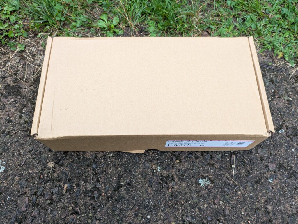 Verpackung Zubehör des Bosch EasyMower 18V-32-200 Akku-Rasenmähers
