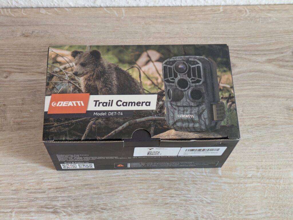 Verpackung der DEATTI DET T4 Wildkamera von oben
