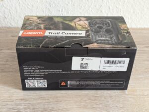 Verpackung der DEATTI DET T4 Wildkamera von vorne