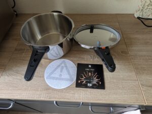 WMF Perfect One Pot Schnellkochtopf geöffnet