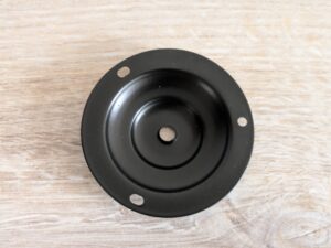 Wandsockel der DEATTI DET T4 Wildkamera von unten