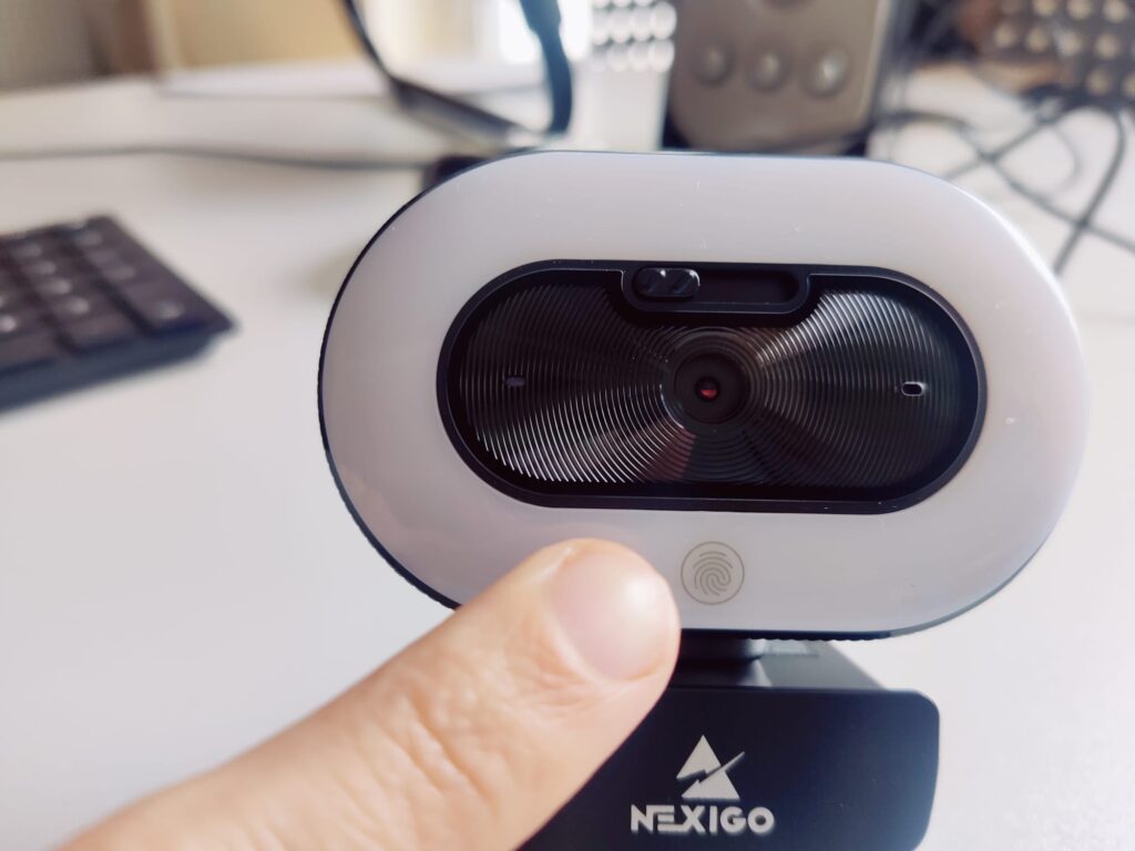 NexiGo N930E Webcam Ringlicht Taste
