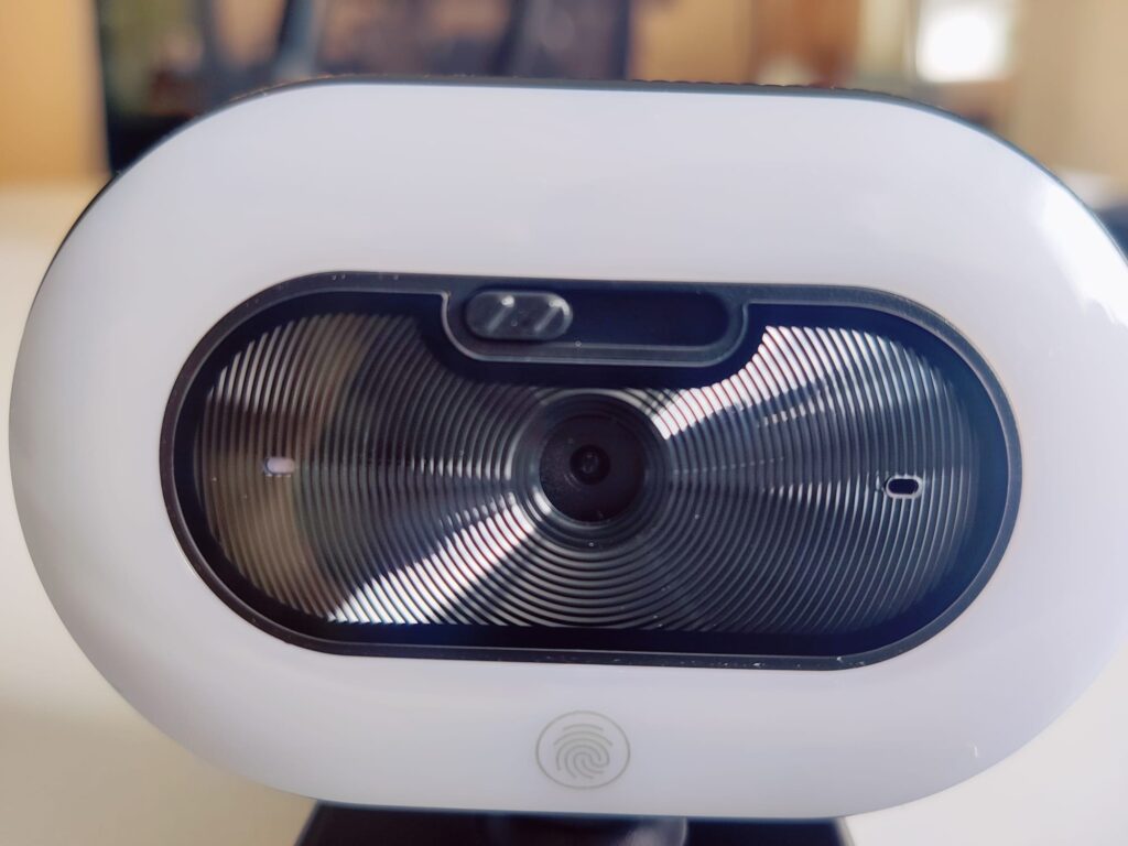 NexiGo N930E Webcam Privacy Shutter offen