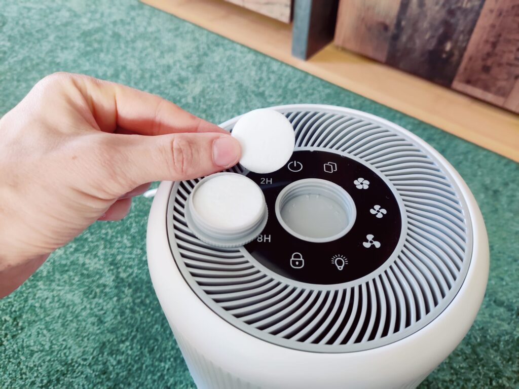 AIRTOK AP0601 Luftreiniger Aromapad einlegen