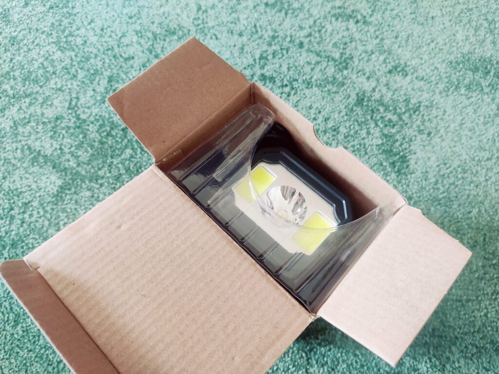 Zpincsipo XSY330 Kurbelradio Verpackung offen