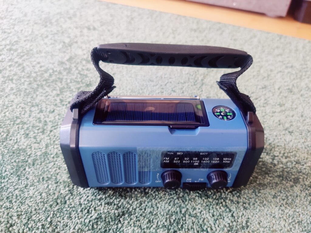 Zpincsipo XSY330 Kurbelradio Frontalansicht