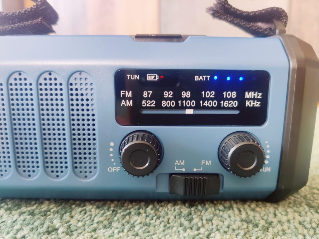 Zpincsipo XSY330 Kurbelradio Akkustand