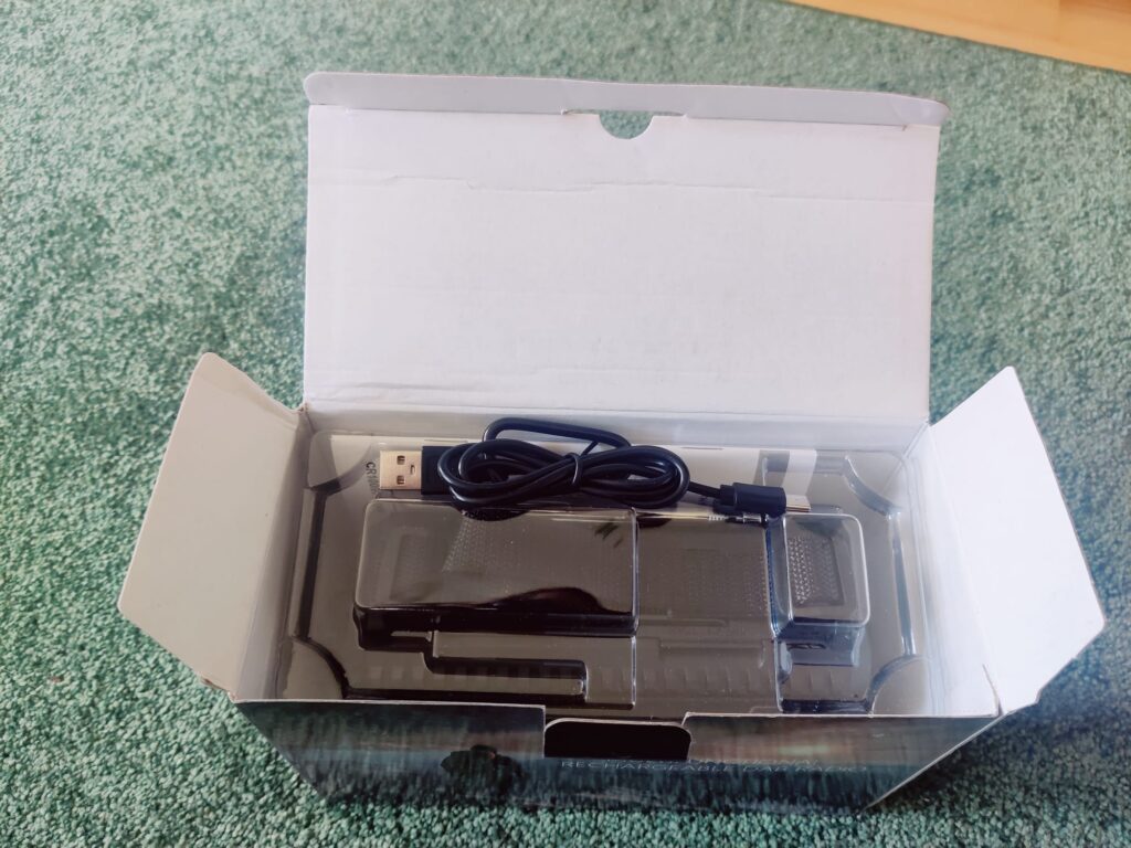 ROCAM CR 1009 Pro Kurbelradio Verpackung offen