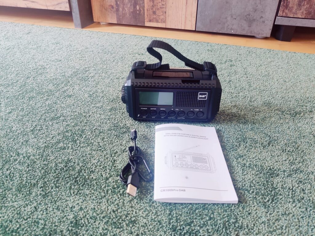 ROCAM CR 1009 Pro Kurbelradio mit Zubehör