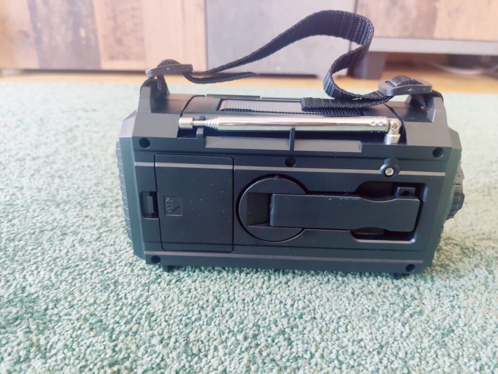 ROCAM CR 1009 Pro Kurbelradio Rückseite