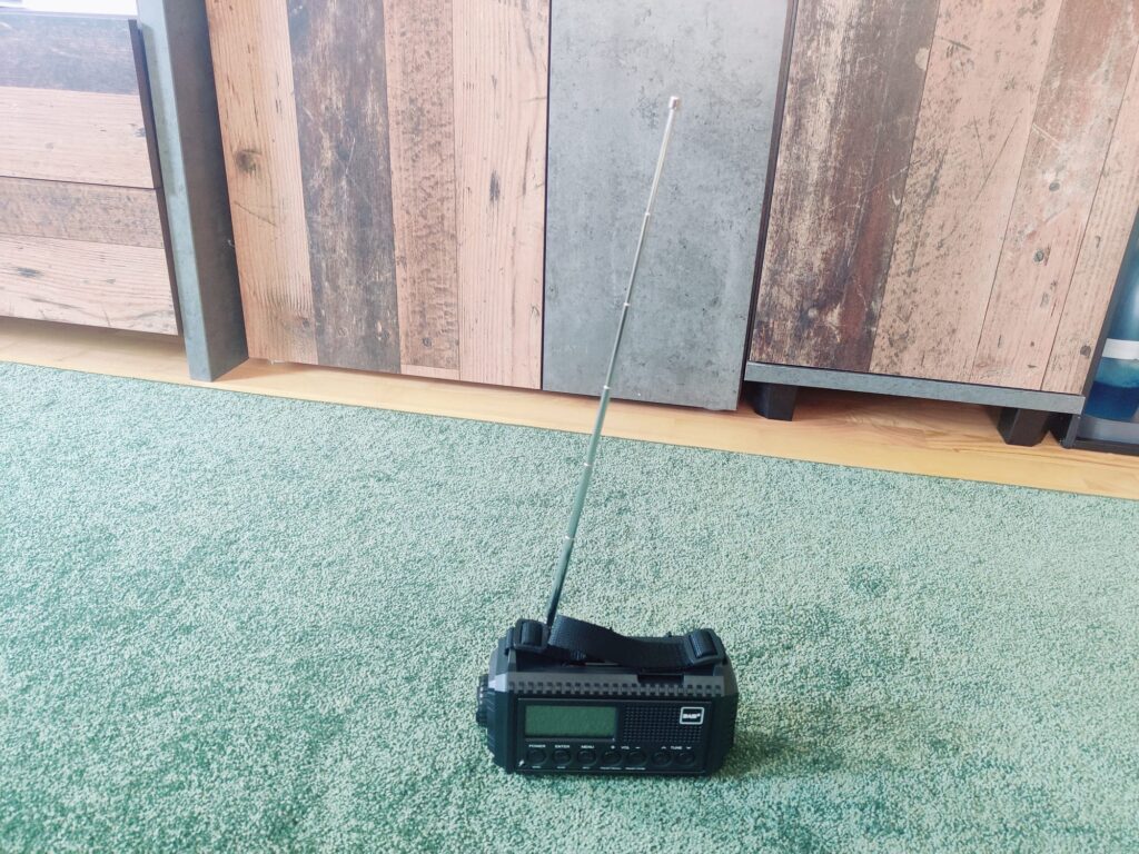ROCAM CR 1009 Pro Kurbelradio Teleskopantenne