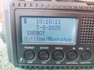 ROCAM CR 1009 Pro Kurbelradio Song- und Senderanzeige