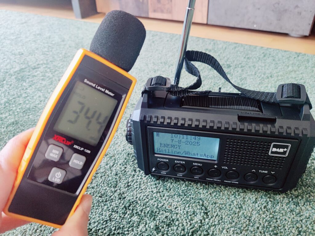 ROCAM CR 1009 Pro Kurbelradio Lautstärke niedrigste Stufe