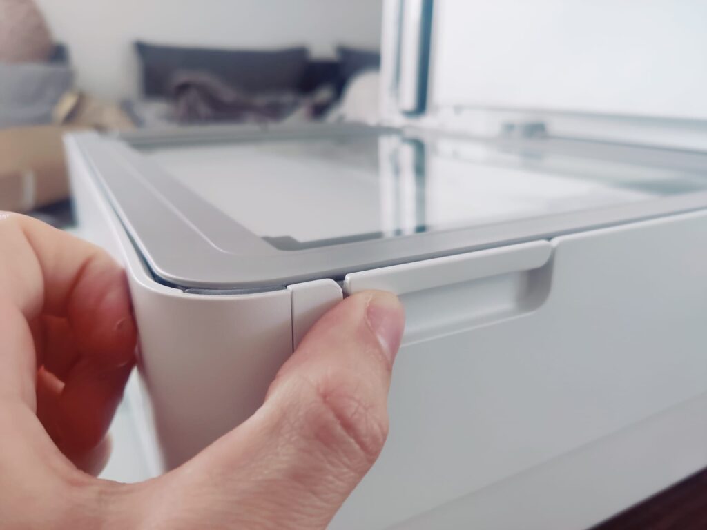 HP ENVY 6420e Tintenstrahldrucker Öffnung für Tintenfach