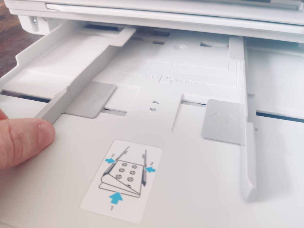 HP ENVY 6420e Tintenstrahldrucker Papierfach einstellen