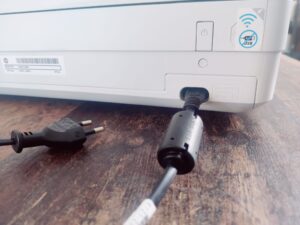 HP ENVY 6420e Tintenstrahldrucker angeschlossen