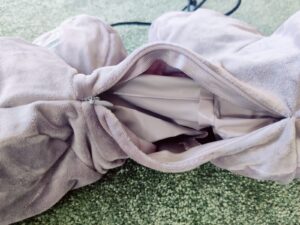 FLOWZOOM Air Nackenkissen Reißverschluss offen