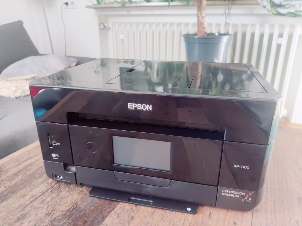 Epson Expression Premium XP-7100 Tintenstrahldrucker Vorderansicht