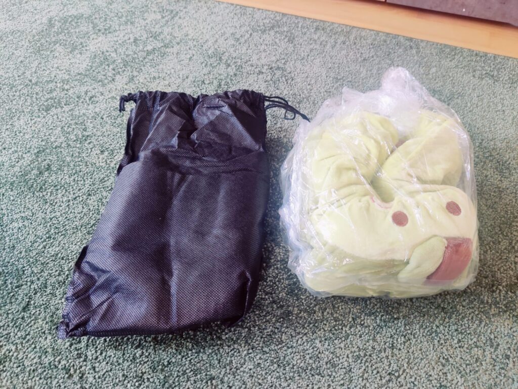 Litimkat 786562346939 Nackenkissen in Plastikfolie