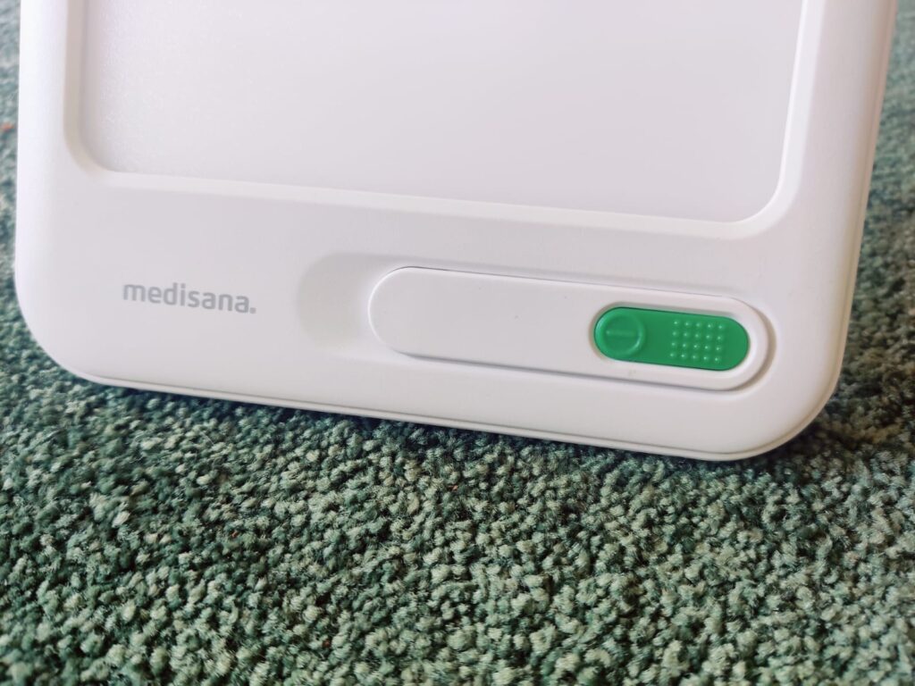 medisana LT 460 Tageslichtlampe Bedienknopf