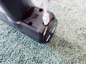 Lefity JX-703S Massagepistole angeschlossen