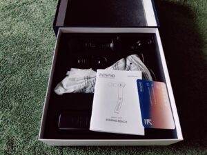 RENPHO Reach R-C007 Massagepistole Verpackung offen