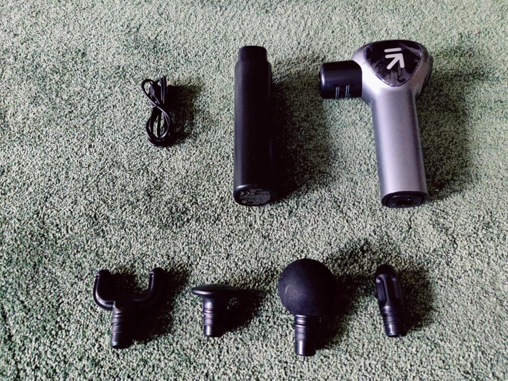 RENPHO Reach R-C007 Massagepistole mit Zubehör