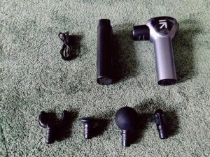 RENPHO Reach R-C007 Massagepistole mit Zubehör