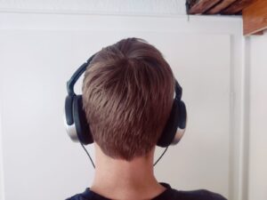 Philips Audio SHP2500/10 Over-Ear-Kopfhörer am Kopf