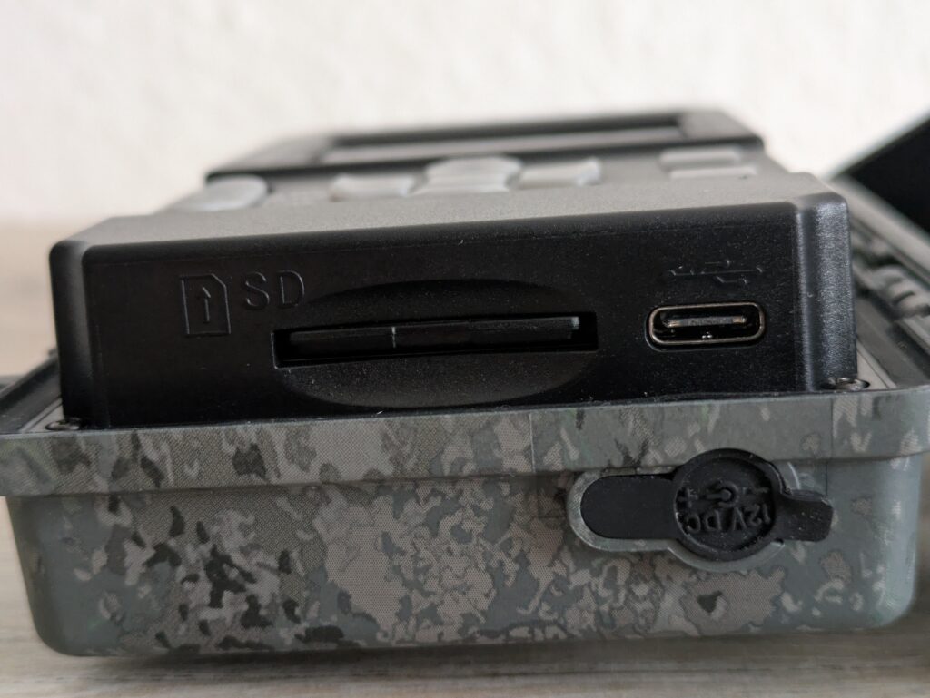 Zeiss Secacam 5 Wildkamera SD-Kartenslot