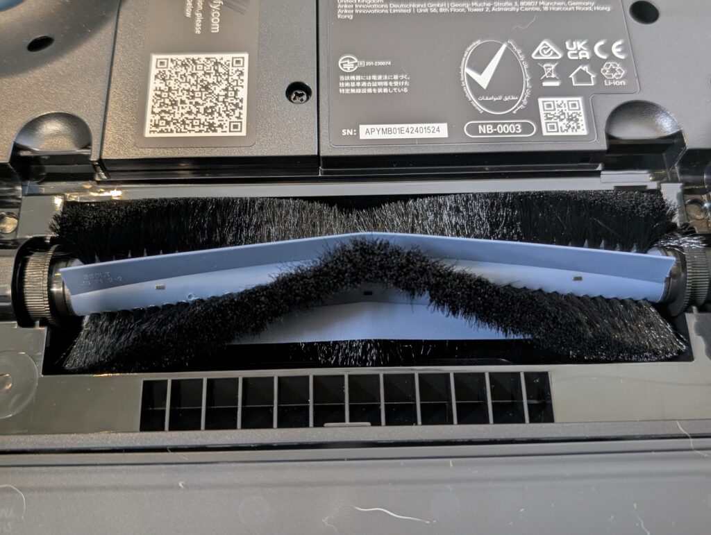 eufy G50 Hybrid Saugroboter Hauptbürste Detail