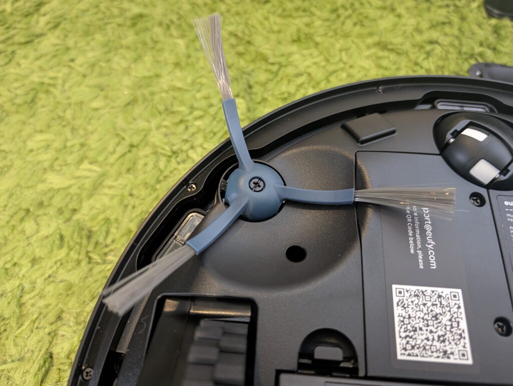 eufy G50 Hybrid Saugroboter Seitenbürste