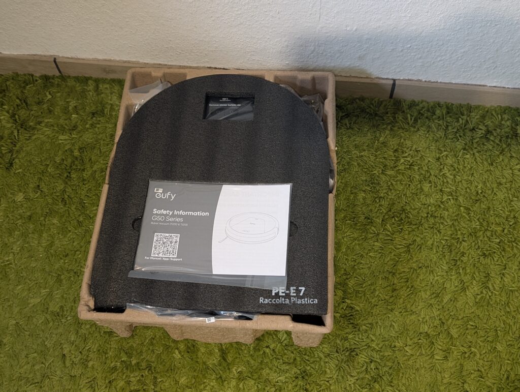 eufy G50 Hybrid Saugroboter Verpackung geöffnet
