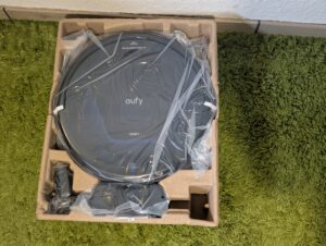 eufy G50 Hybrid Saugroboter auspacken