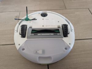 iRobot Roomba 105 Combo Wischroboter Ansicht von unten