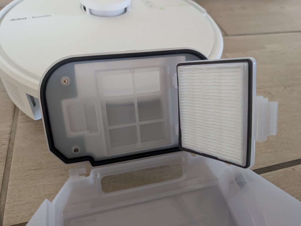 iRobot Roomba 105 Combo Wischroboter Filter Detail
