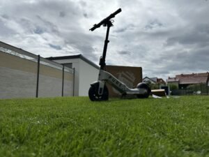 Streetbooster PURE Flex E-Scooter aufgebaut