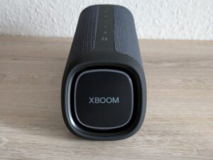 LG XBOOM Go DXG7 Bluetooth-Lautsprecher von links
