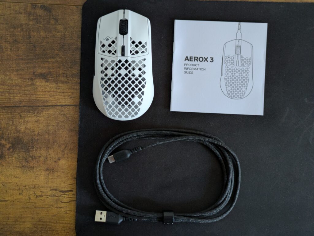 Lieferumfang der SteelSeries Aerox 3 Gaming-Maus