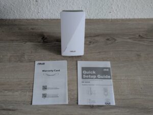 Lieferumfang des ASUS RP-AX58 AX3000 WLAN-Repeaters