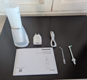 Panasonic 800 Munddusche Lieferumfang ausgepackt