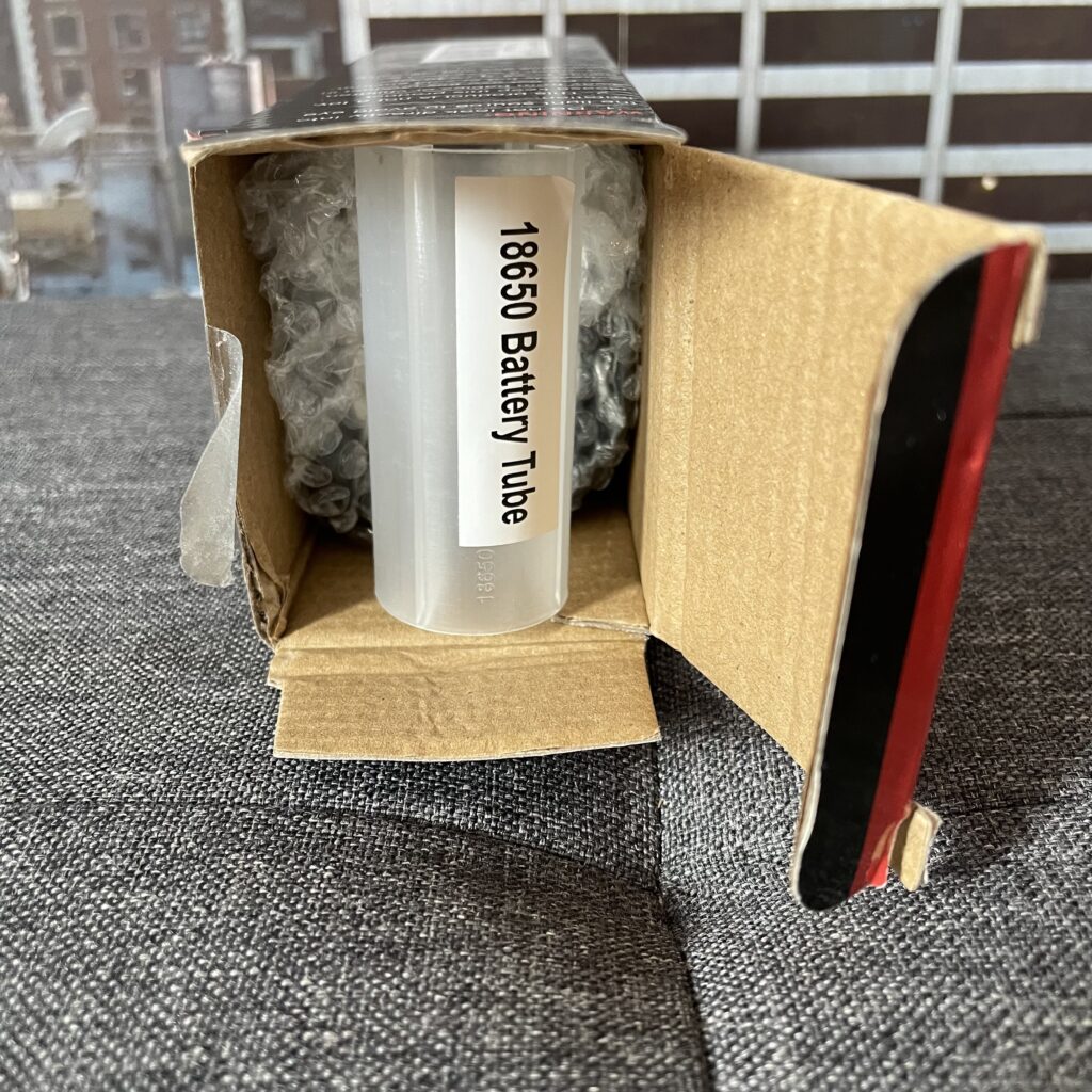 REHKITTZ S1600 LED-Taschenlampe Inhalt