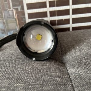 REHKITTZ S1600 LED-Taschenlampe Leuchte