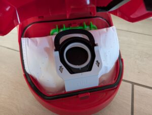 Rowenta Compact Power Staubsauger Ansicht Beutel