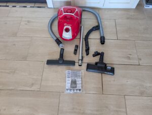 Rowenta Compact Power Staubsauger Lieferumfang