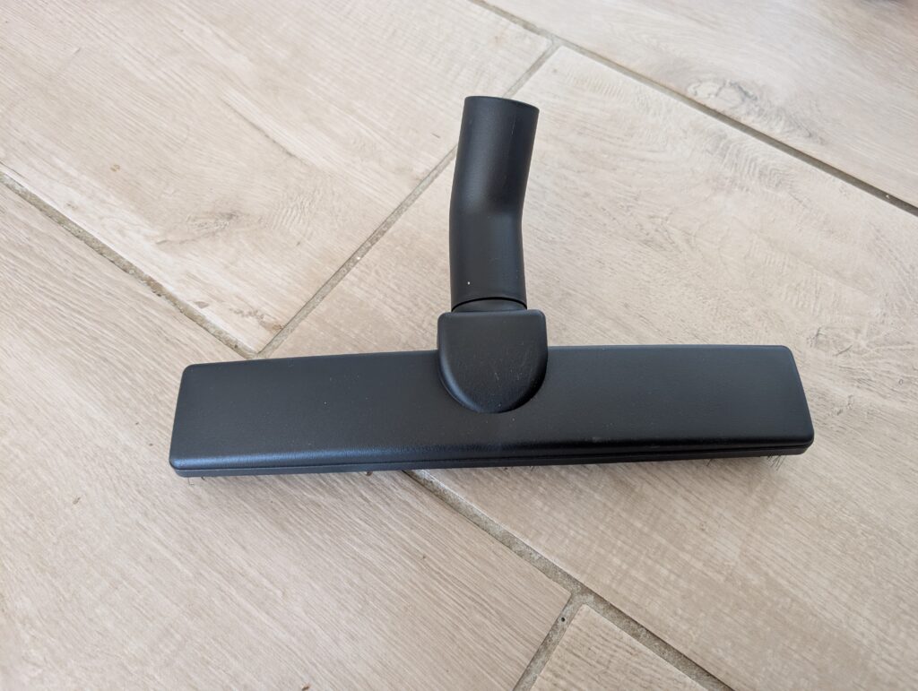 Rowenta Compact Power Staubsauger Parkett und Hartbodendüse