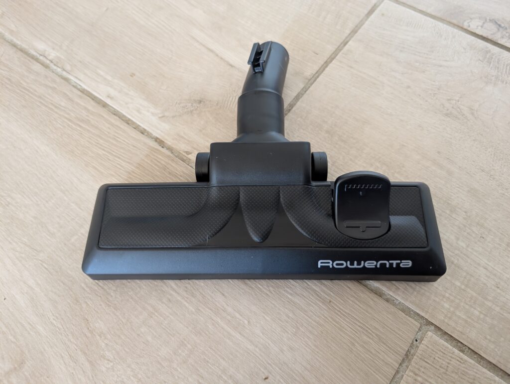 Rowenta Compact Power Staubsauger Teppich und Hartboden Düse