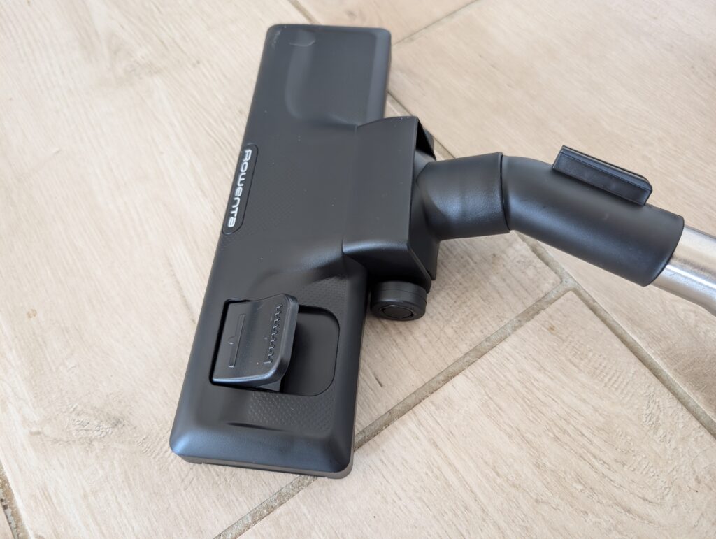 Rowenta Compact Power XXL Classic Staubsauger Bodendüse verbunden