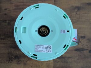 Russell Hobbs Eden Wasserkocher von unten Russell Hobs Eden Wasserkocher
