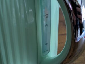 Skala des Russell Hobbs Eden Wasserkochers